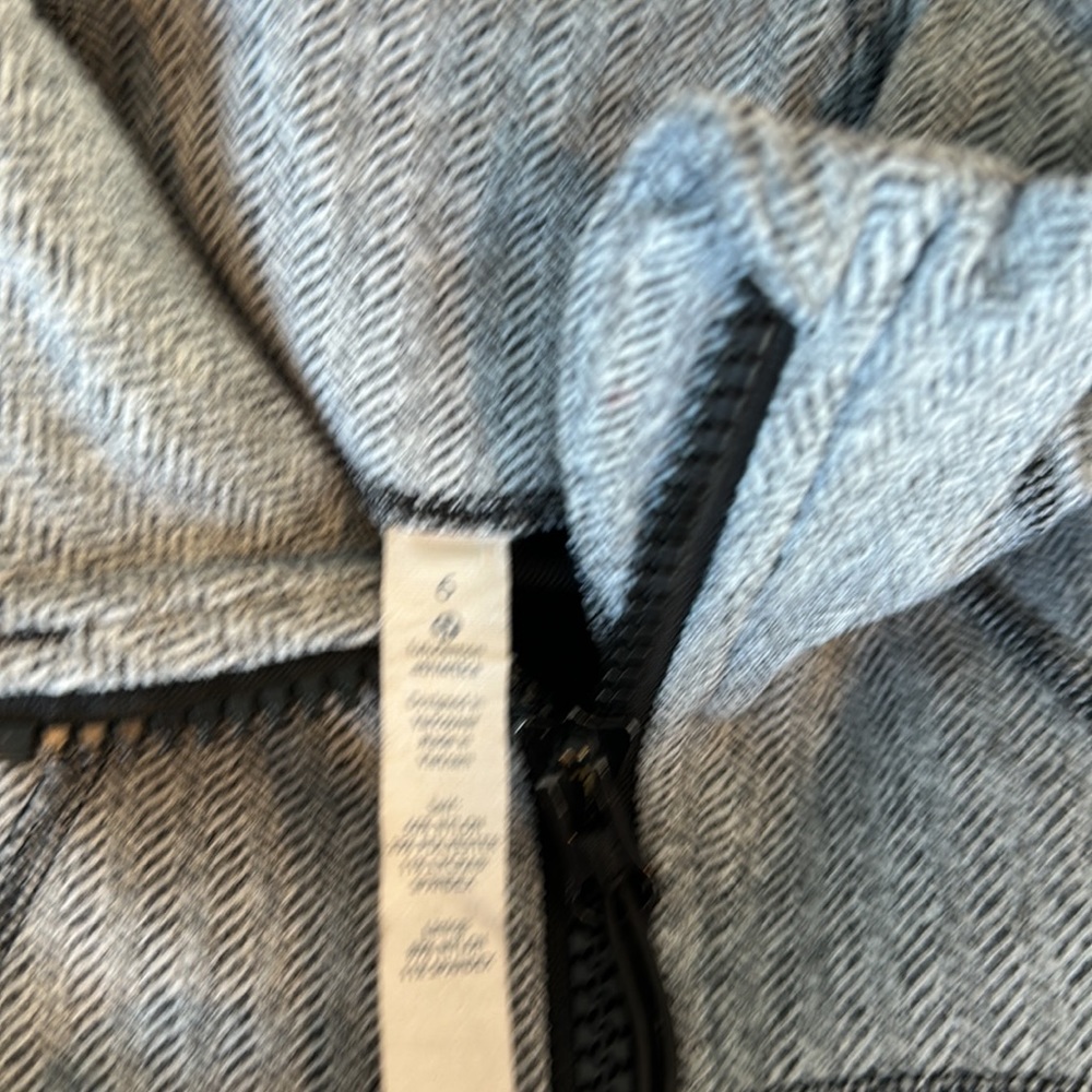 Lululemon Define Jacket - Picture 3 of 3